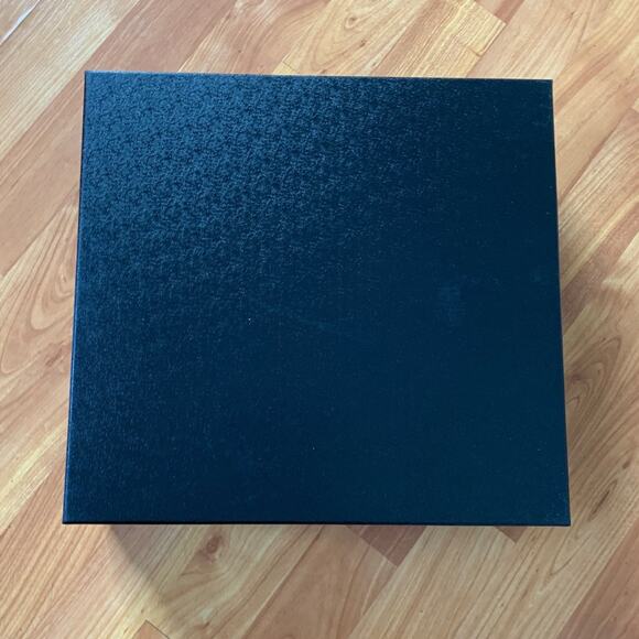 Via Roma 15 empty shoe box - Picture 3 of 4